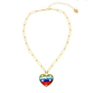 NWT BETSEY JOHNSON HEART PENDANT RAINBOW NECKLACE